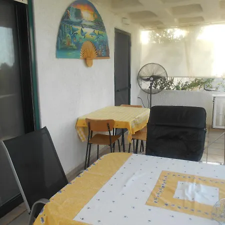 Theodora Village פפקוהורי