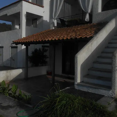 דירה Theodora Village